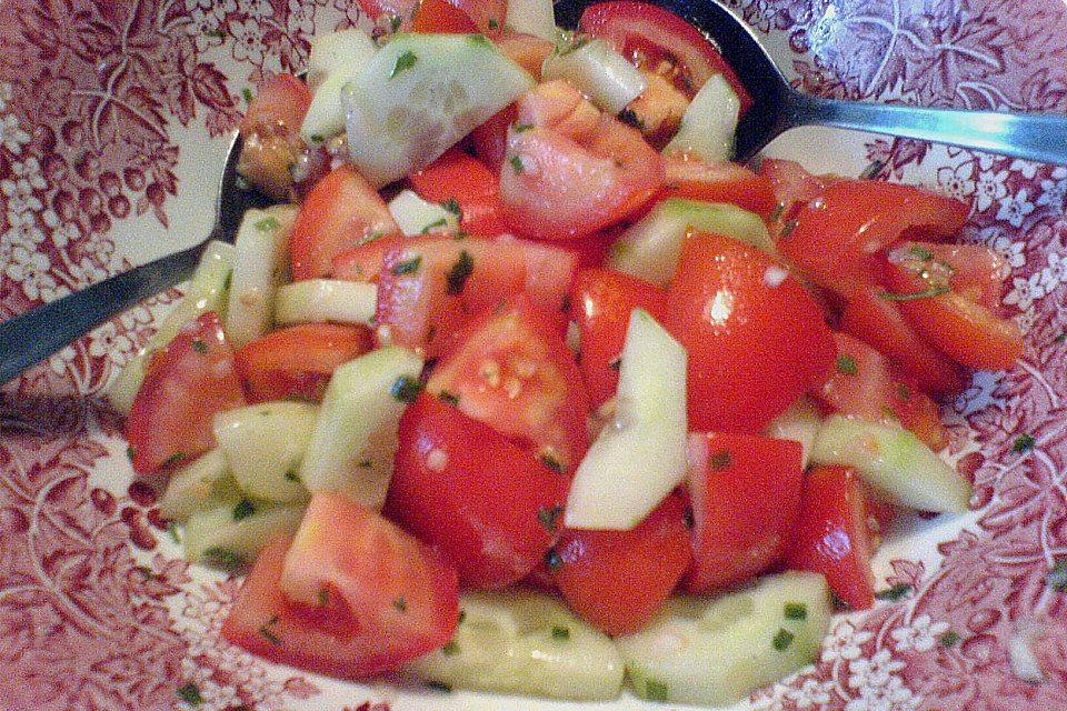 Gurken-Tomatensalat