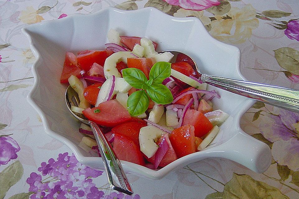 Gurken-Tomatensalat