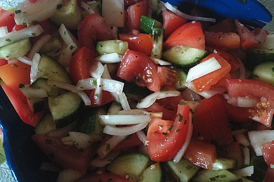 Gurken-Tomatensalat