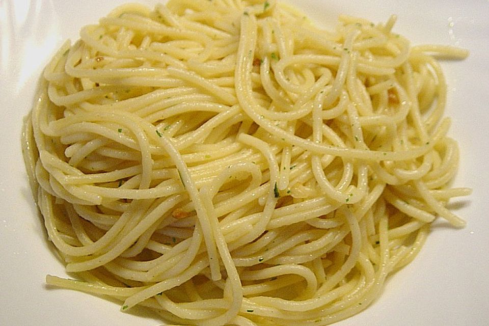 Knoblauch - Spaghettisalat