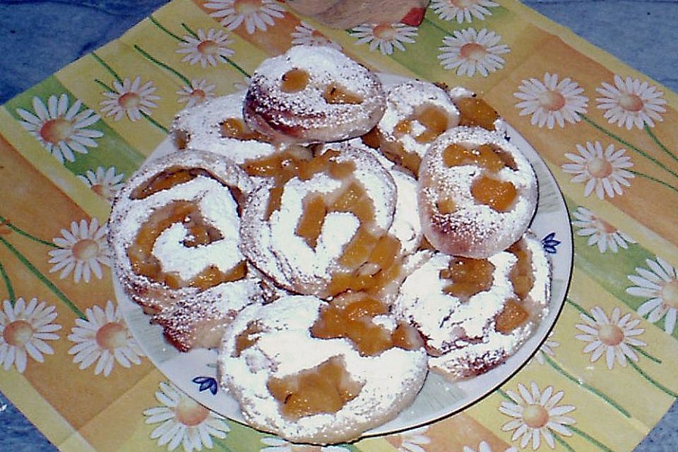 Pfirsich - Rosinen - Schnecken