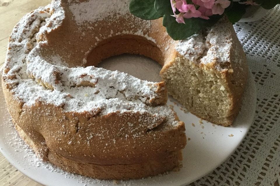 Französischer Joghurt - Nusskuchen