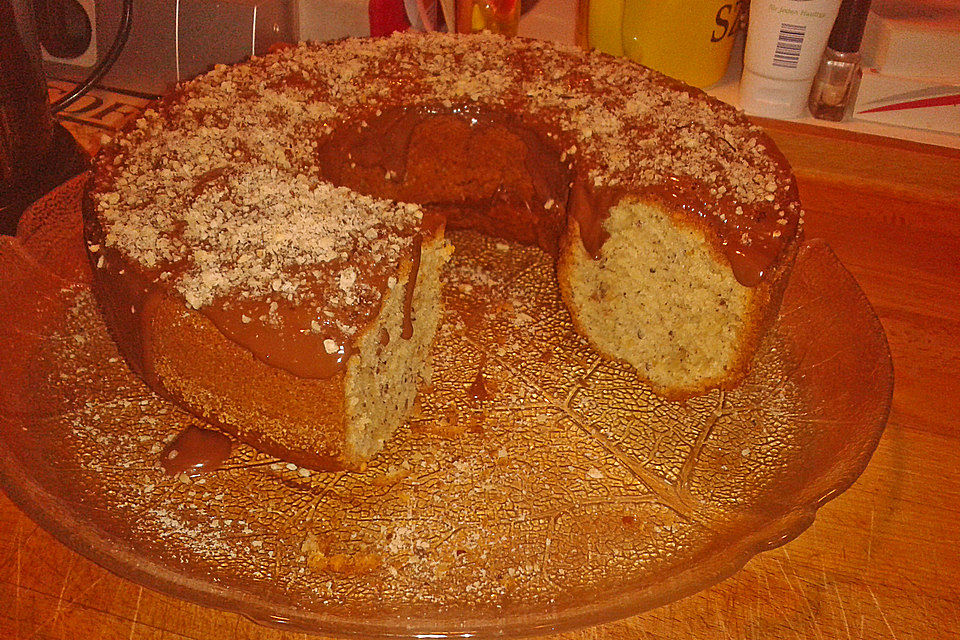 Französischer Joghurt - Nusskuchen