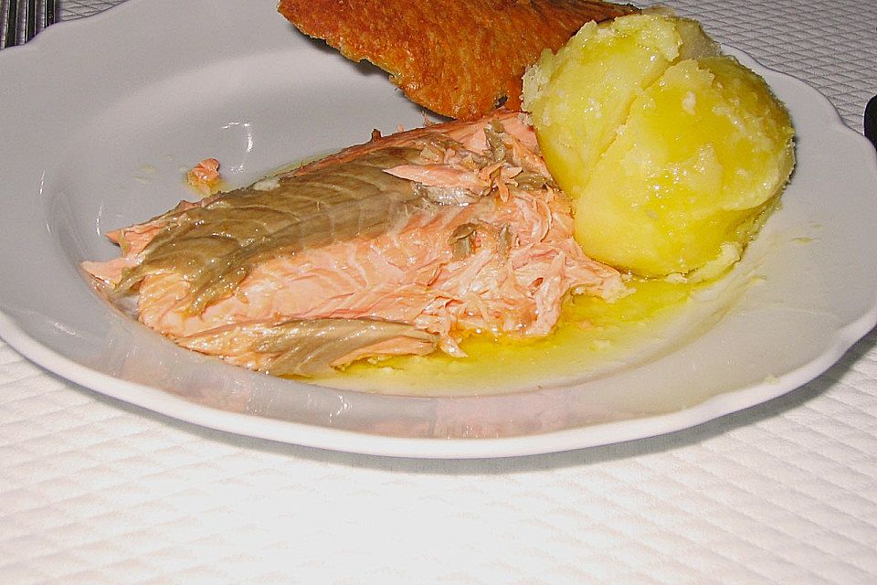 Lachs im Schlafrock