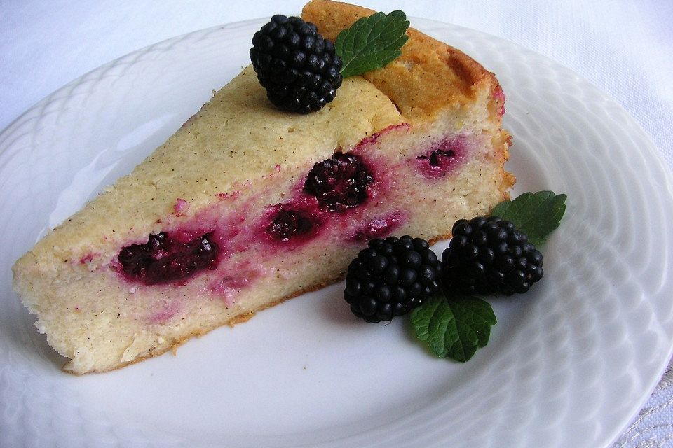 Käsekuchen mit Brombeeren