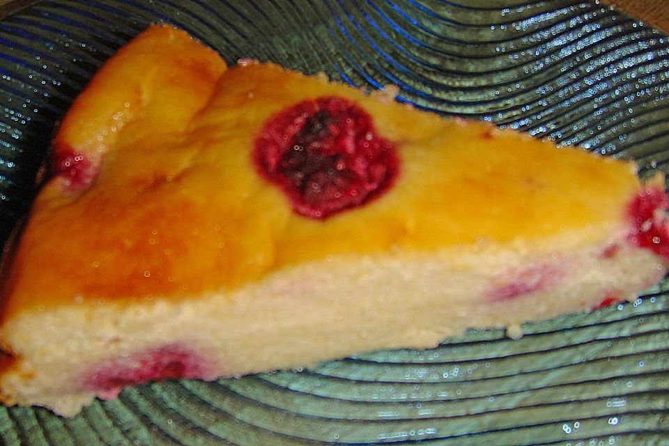 Käsekuchen mit Brombeeren