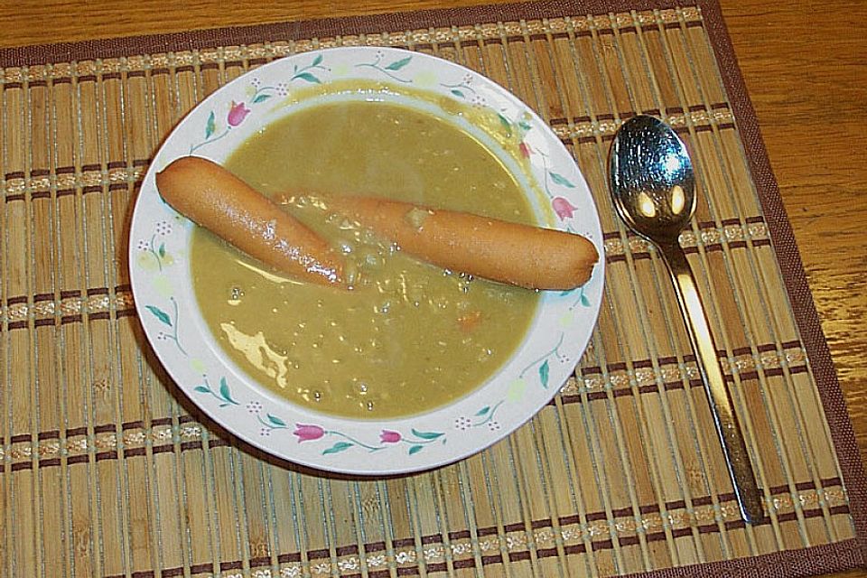 Superschnelle Erbsensuppe