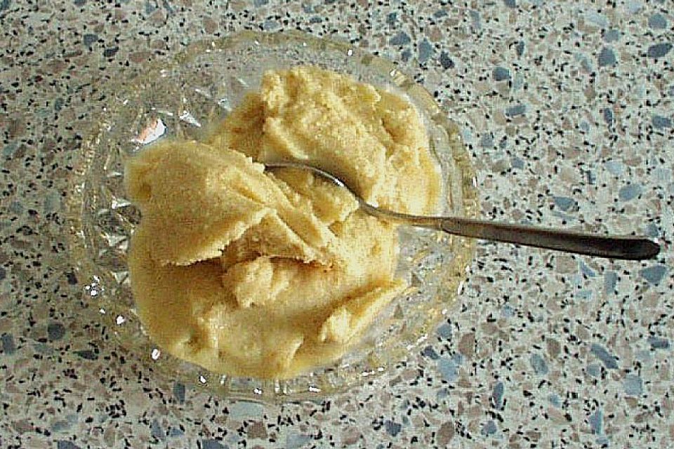 Aprikosen - Joghurt - Eis