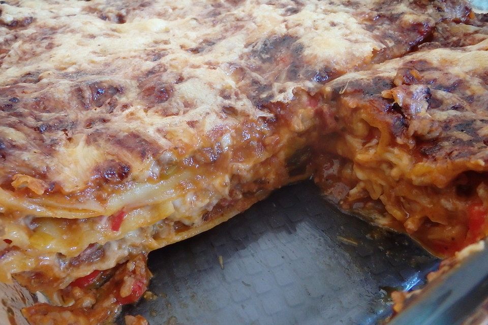 Lasagne Bolognese mit Gemüse