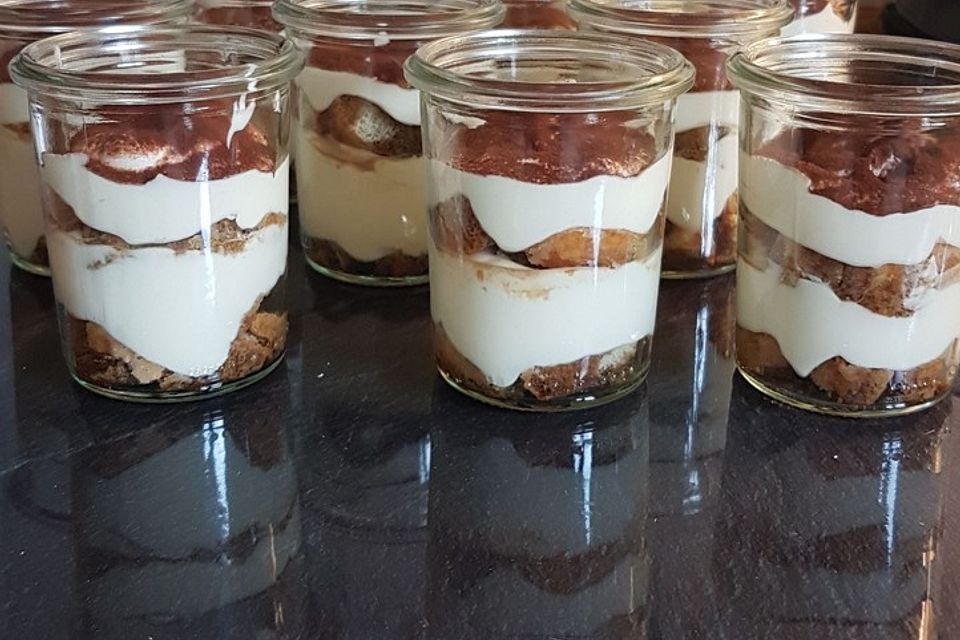 Eierlikör-Tiramisu