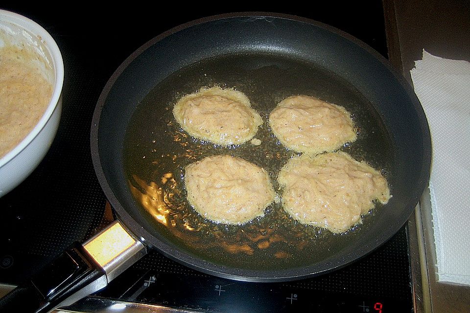 Lachstatar an Kartoffeltalern