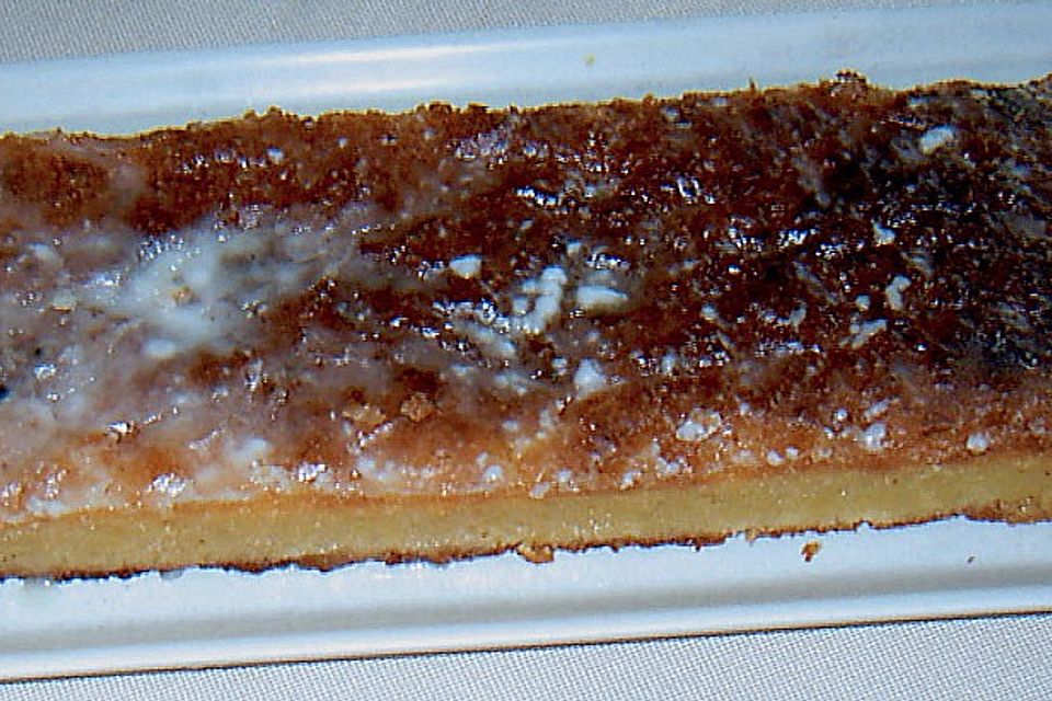 Saftiger Zitronenkuchen