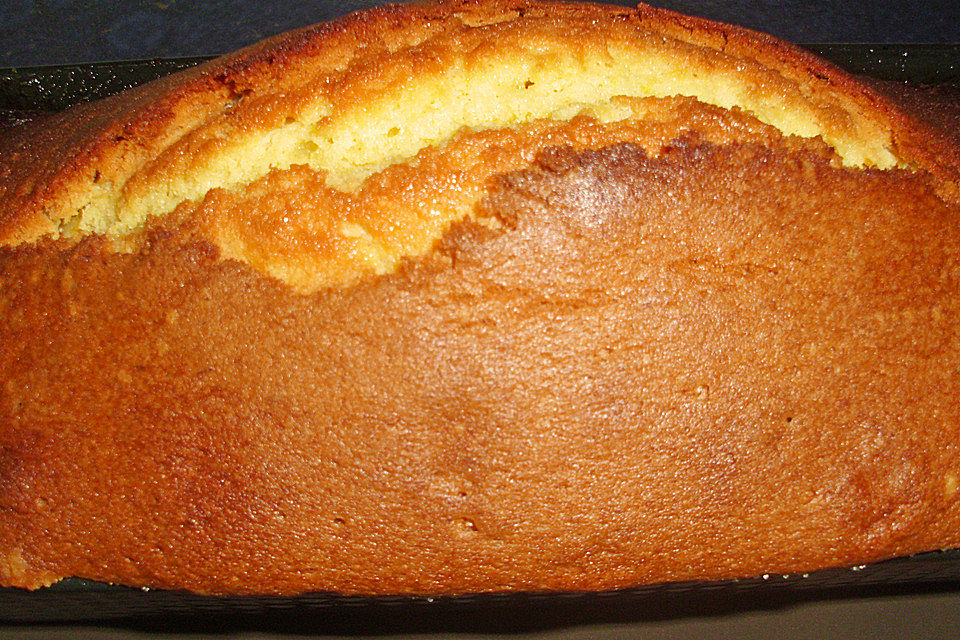 Saftiger Zitronenkuchen