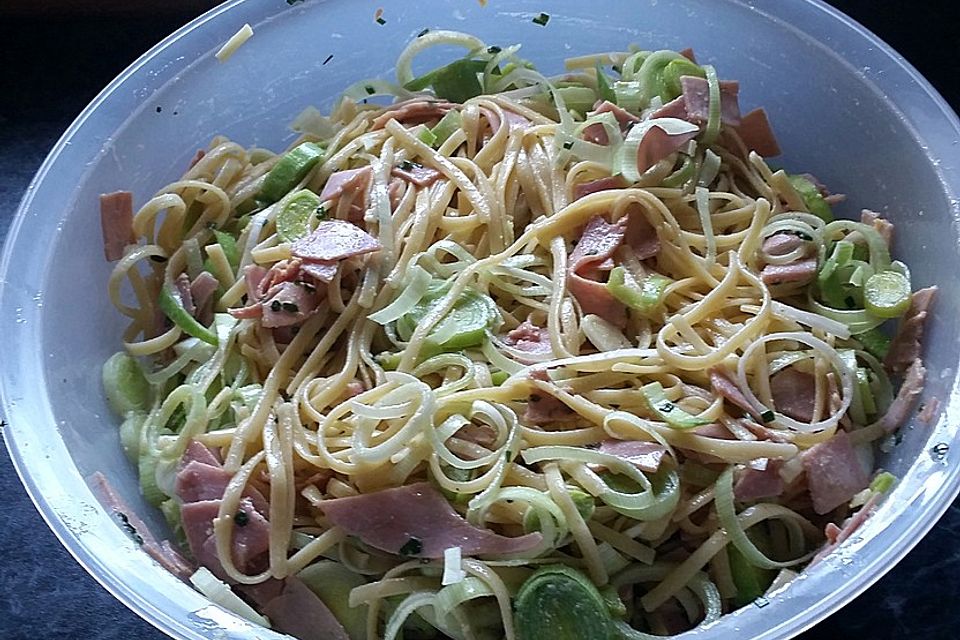 Spaghetti - Salat