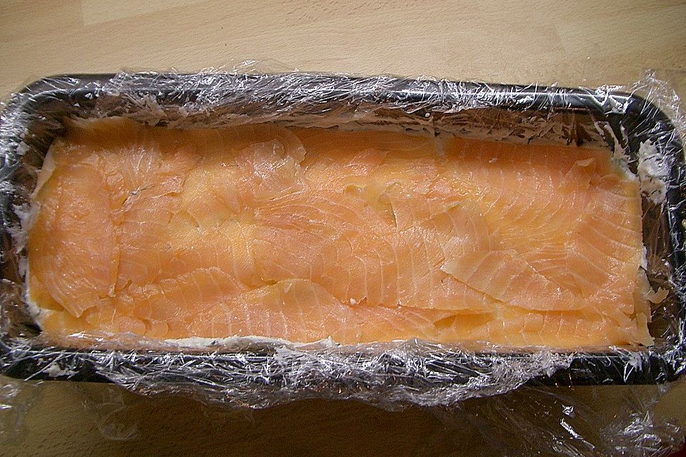 Lachsterrine mit Frischkäse