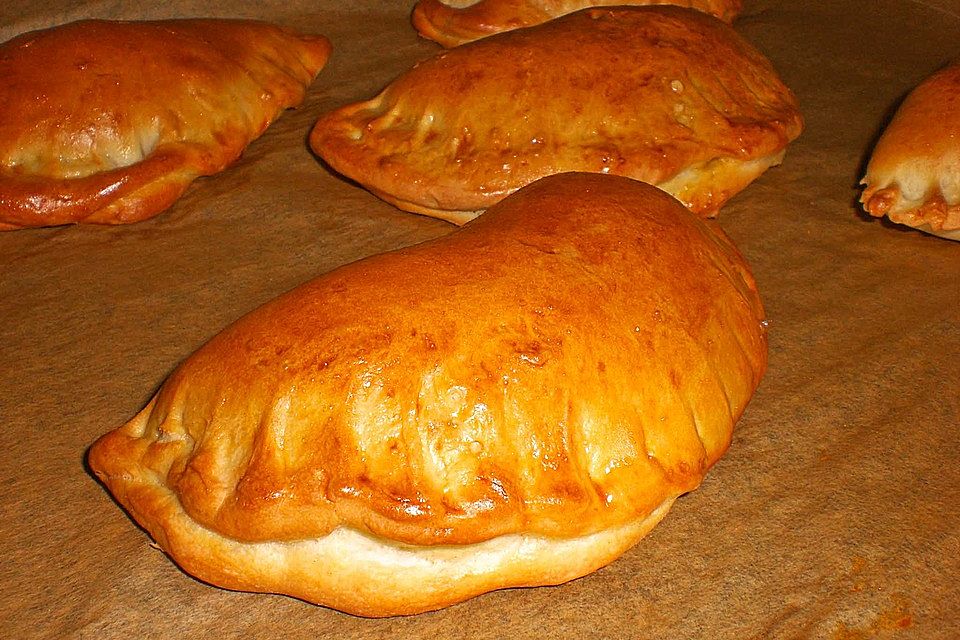 Empanadas (Teigtaschen mit Hackfleischfüllung)