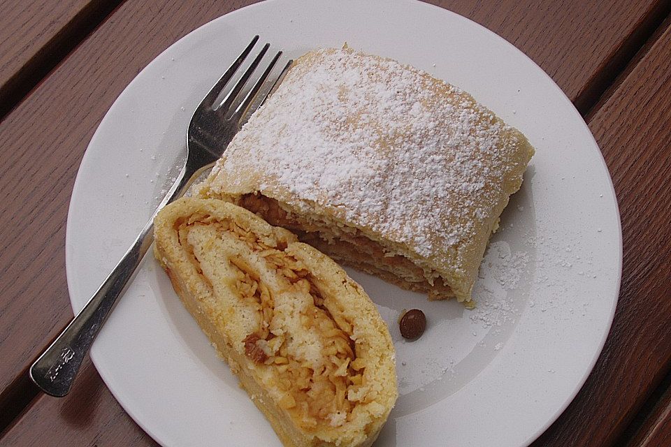 Apfelstrudel