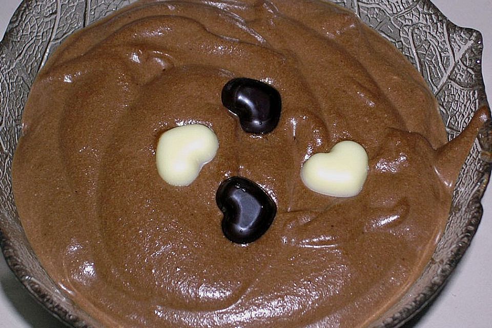 Dunkle Mousse au Chocolat