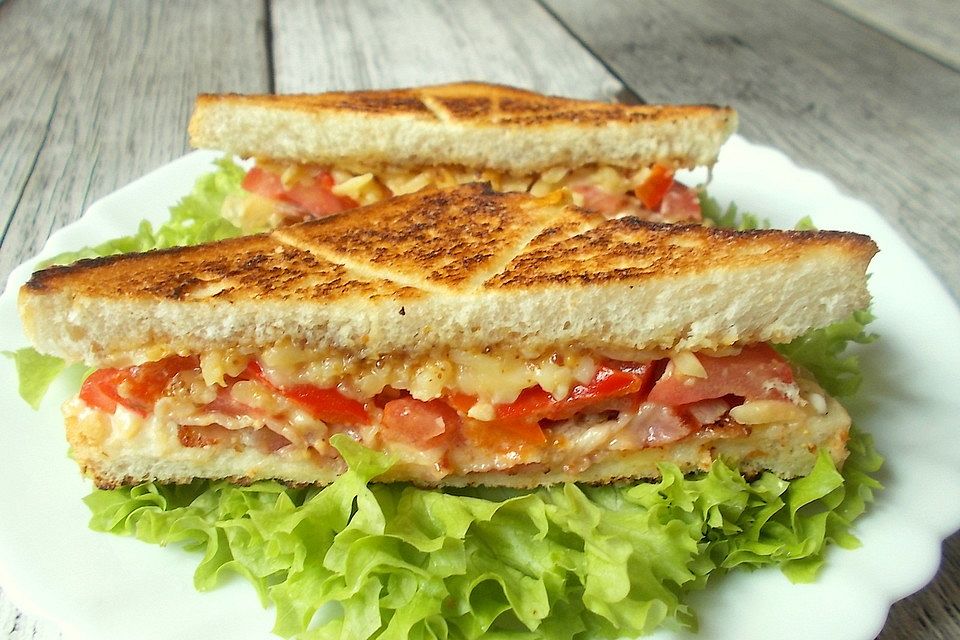 Speck - Tomaten - Eissalat Sandwich