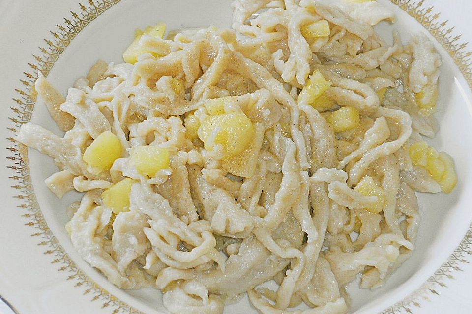 Apfelspätzle, süß