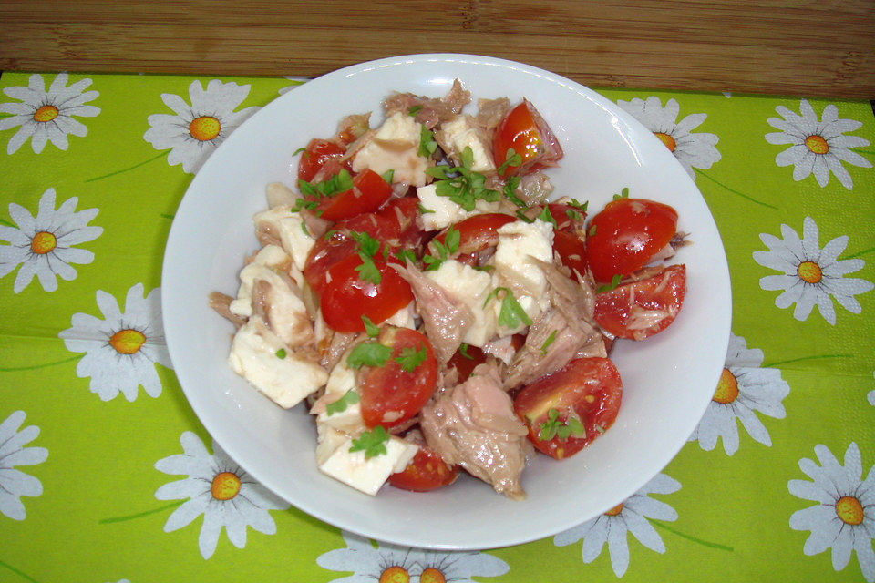 Tomaten - Thunfisch - Mozzarella - Salat