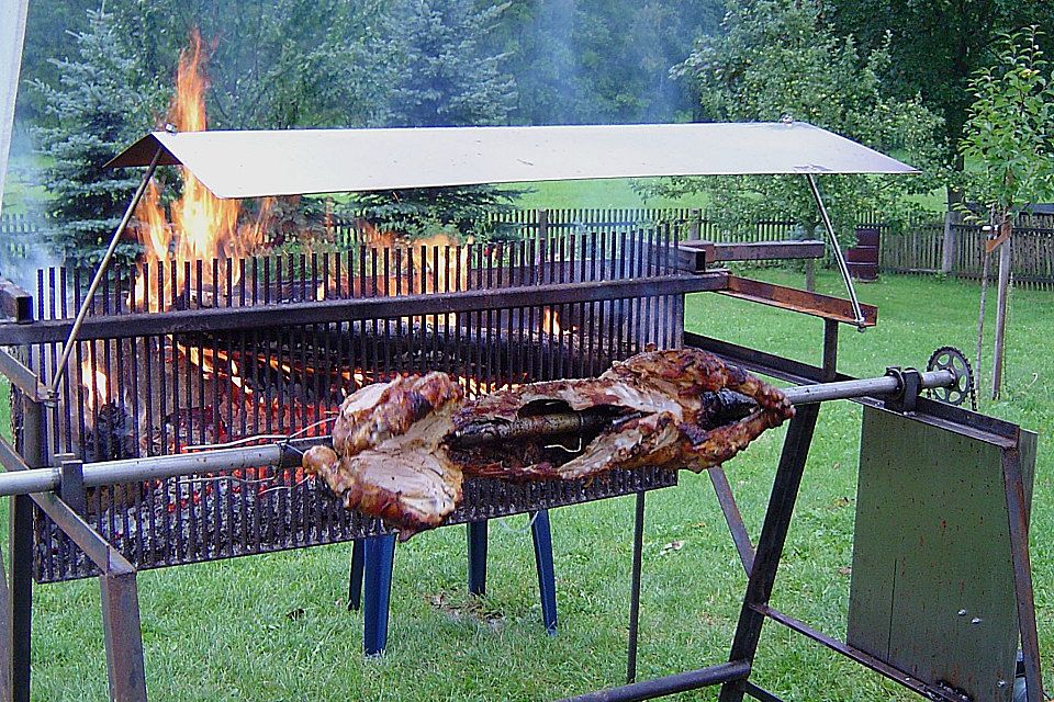 Spanferkel vom Grill