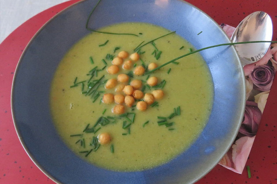 Zucchini - Kartoffelcreme Suppe