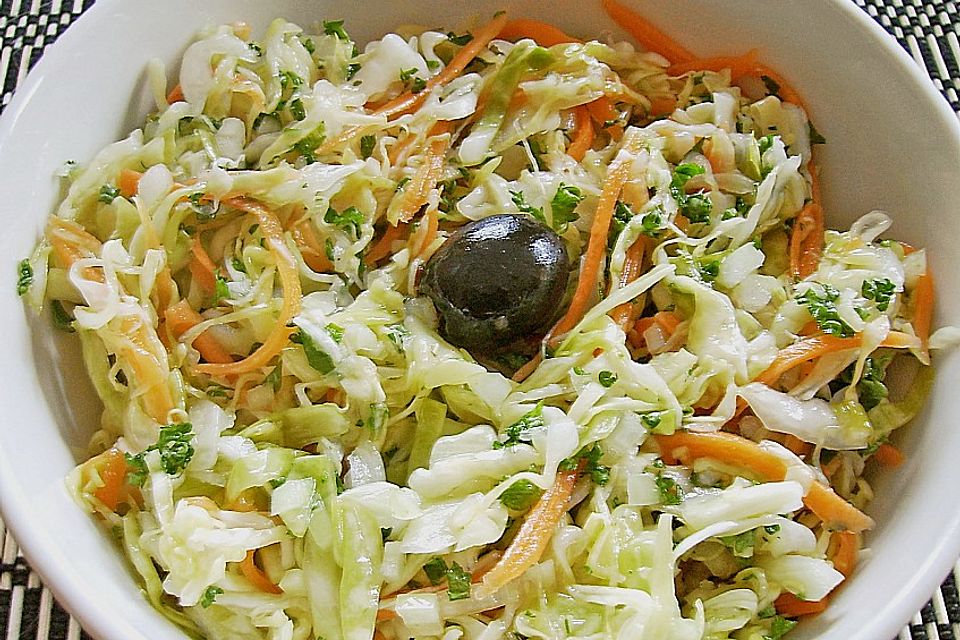 Krautsalat auf griechische Art