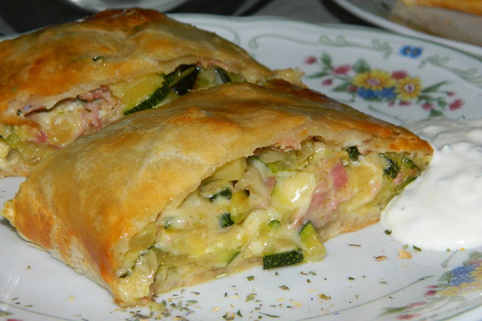 Zucchinistrudel