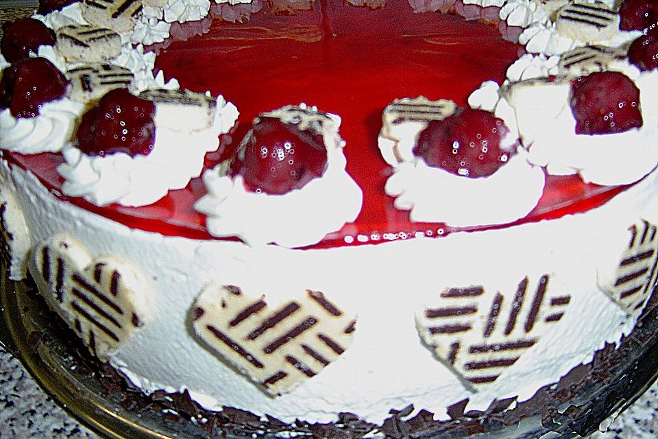 Kirsch - Joghurttorte rot - weiß