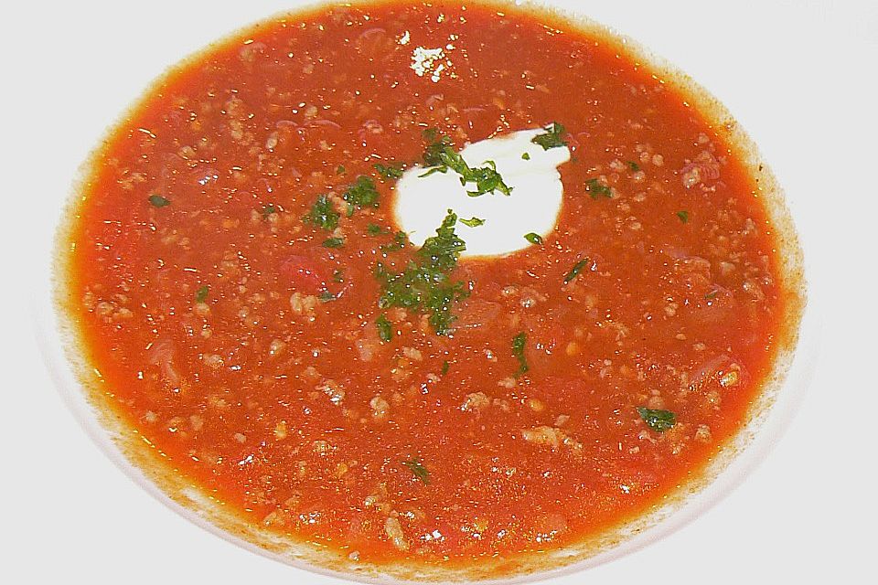 Hackfleisch - Tomatensuppe