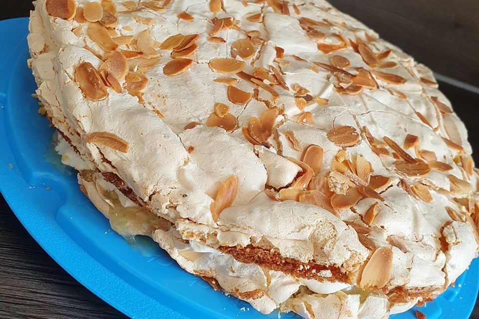 Stachelbeer - Baisertorte