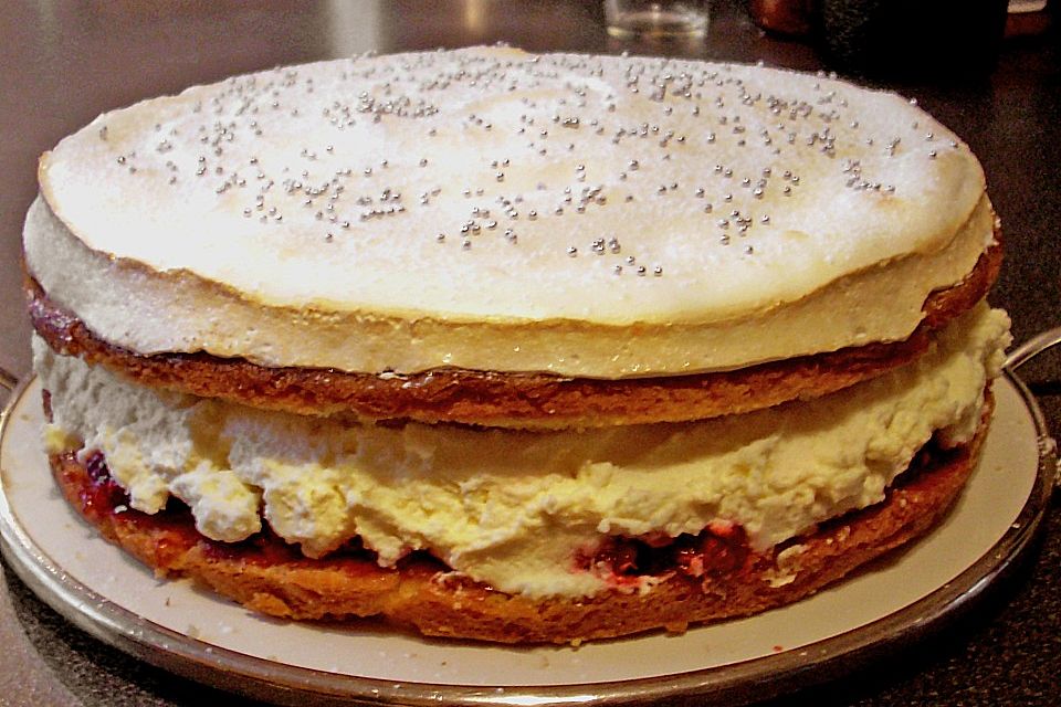 Stachelbeer - Baisertorte