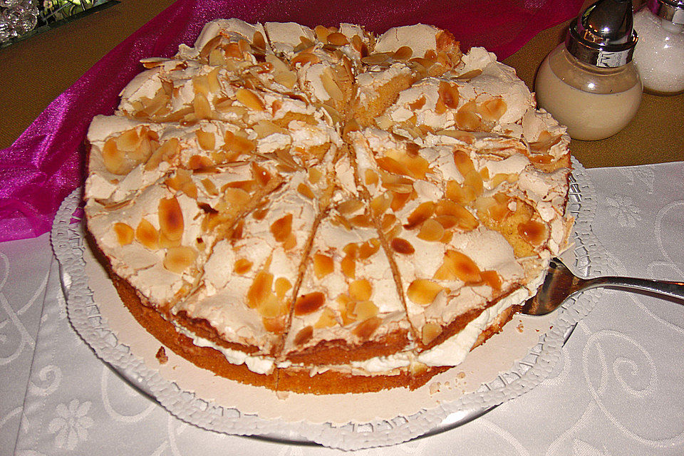 Stachelbeer - Baisertorte