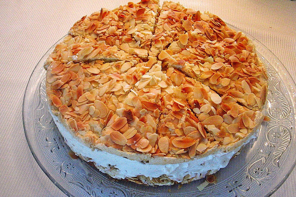 Stachelbeer - Baisertorte