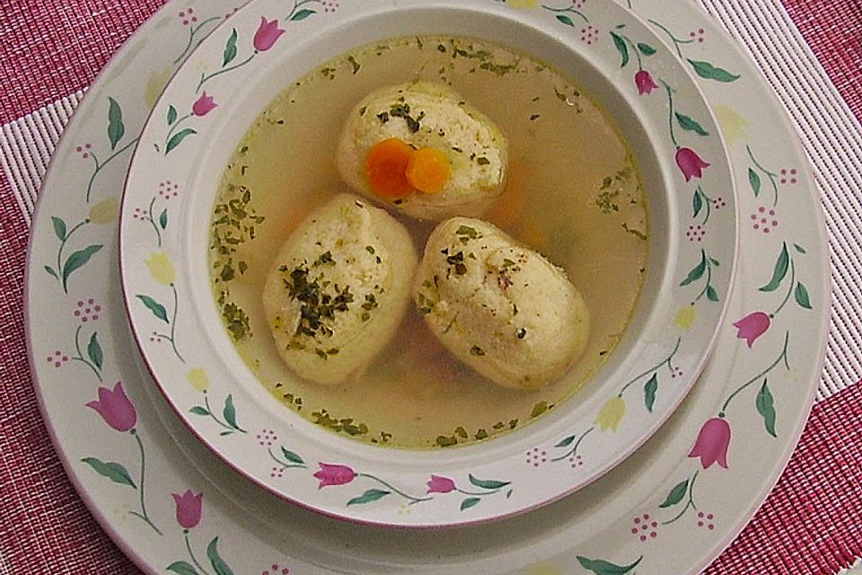 Grießnockerlsuppe