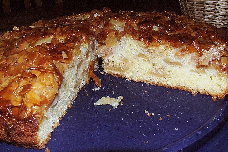 Apfel - Bienenstich Kuchen