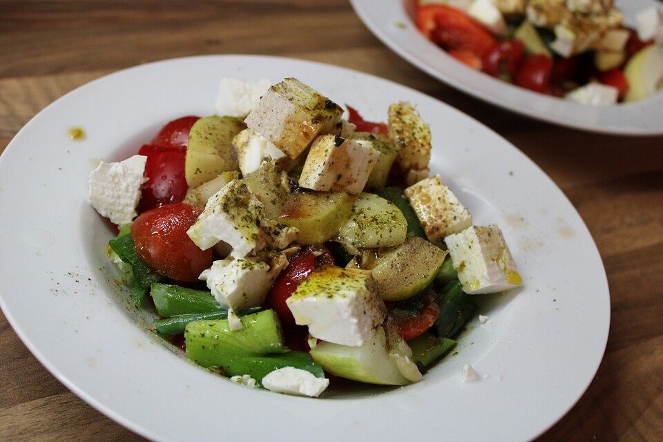 Griechischer Bauernsalat mit Schafskäse