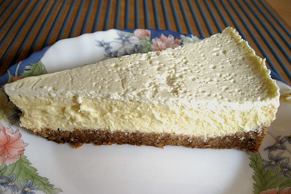 Luxury white chocolate cheesecake