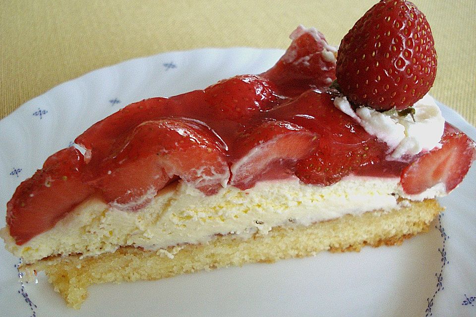 Erdbeer-Kuchen mit Vanillecreme