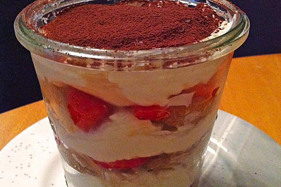 Erdbeertiramisu ohne Eier