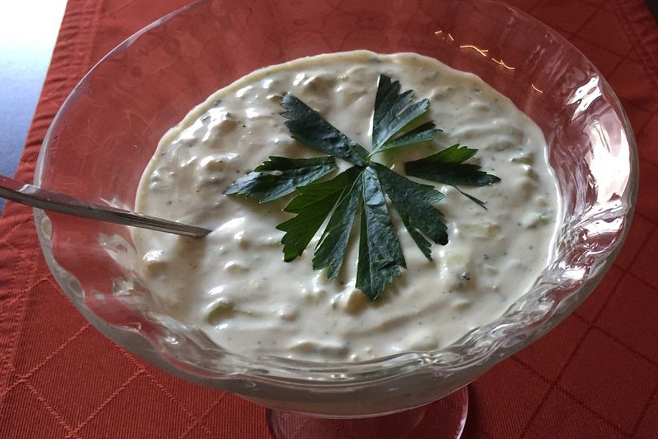 Evis Tzatziki