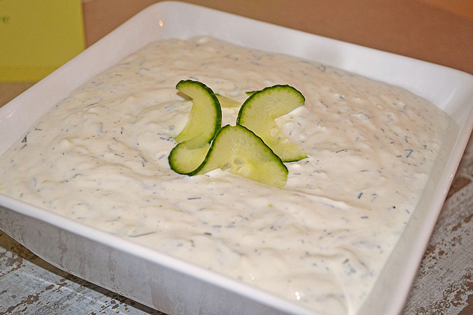 Evis Tzatziki