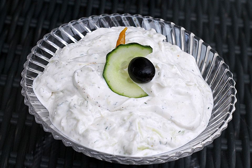 Evis Tzatziki