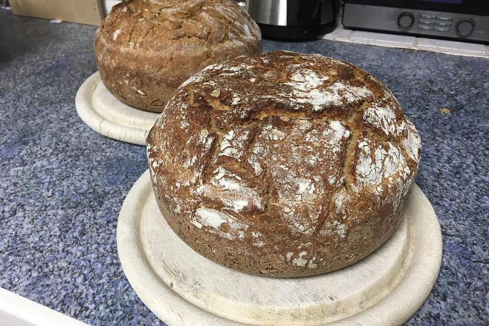 Einfaches Sauerteigbrot