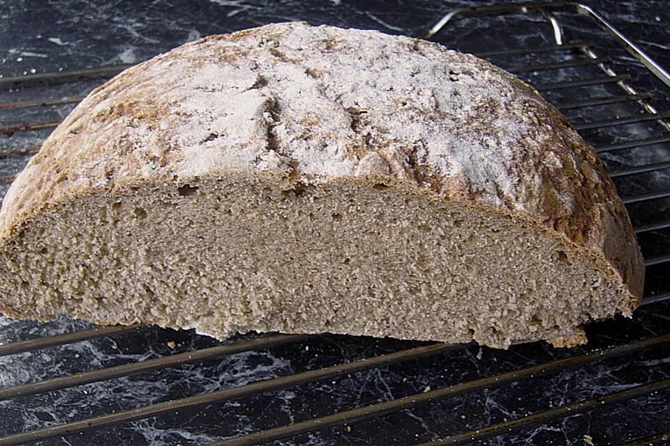 Einfaches Sauerteigbrot