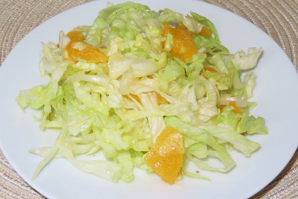 Fruchtiger Eisbergsalat