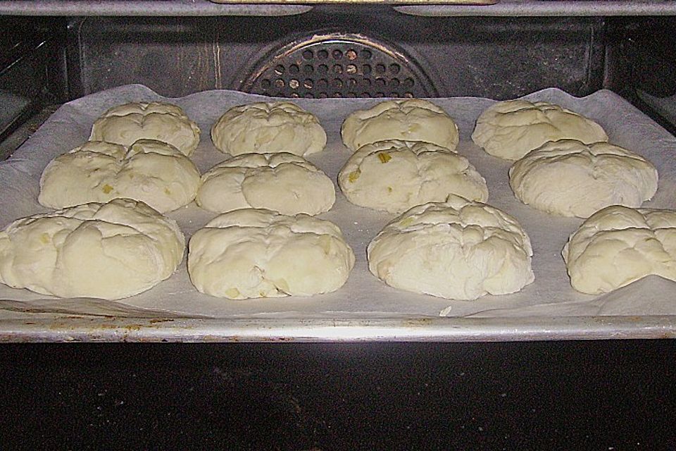 Zwiebelbrötchen