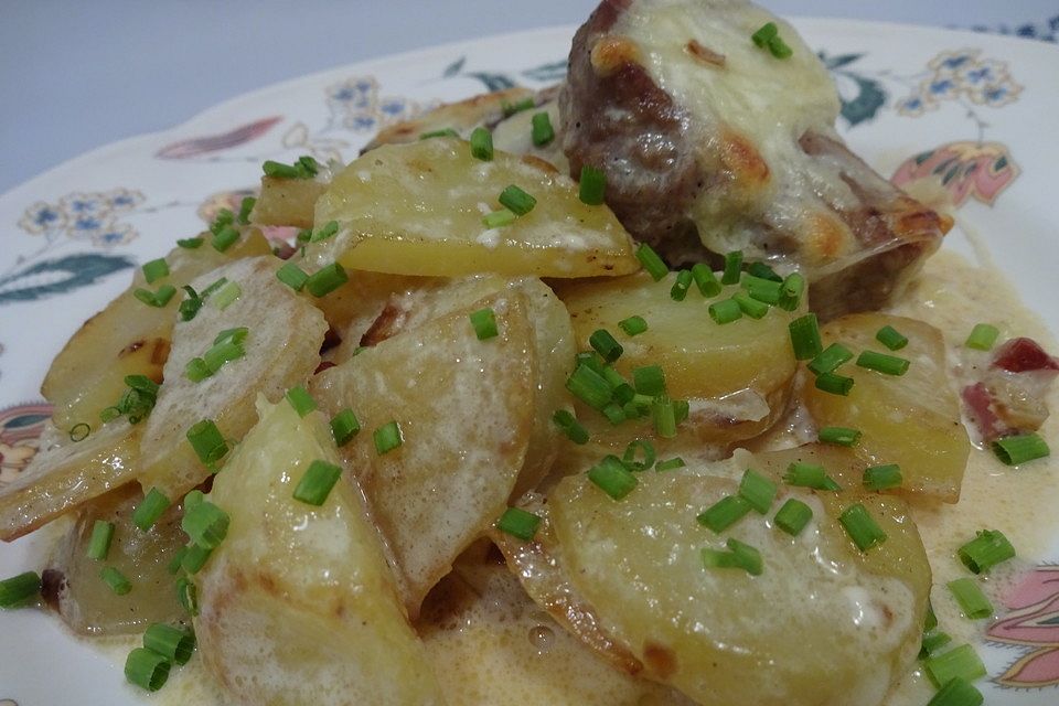 Bratkartoffelauflauf mit Schnitzel