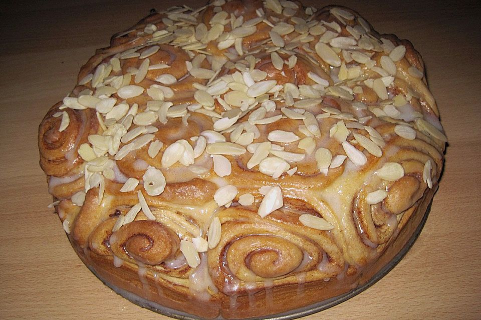 Zimtrollen-Kuchen